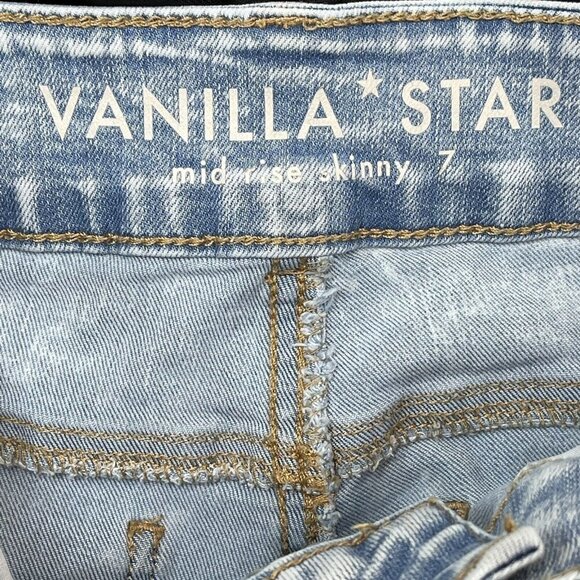 Vanilla Star Mid Rise Skinny Jeans Size 7 Distressed Light Wash Blue - Picture 7 of 8